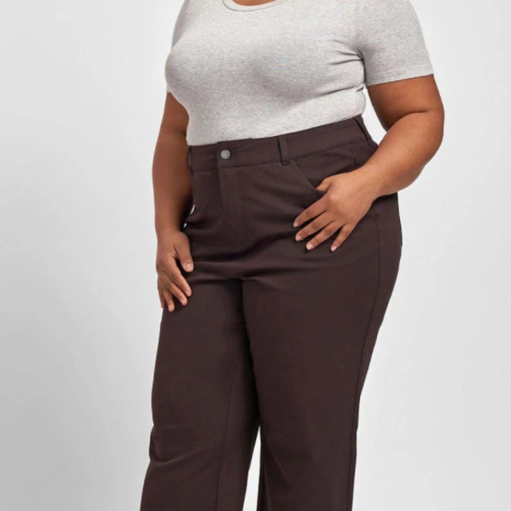 Faye Stretch Cotton Twill Boyfriend Crop Pants - Mocha